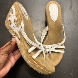 Y2K 90s Route 66 Platform Wedge Sandals with A Leather Studded Design! Size 10